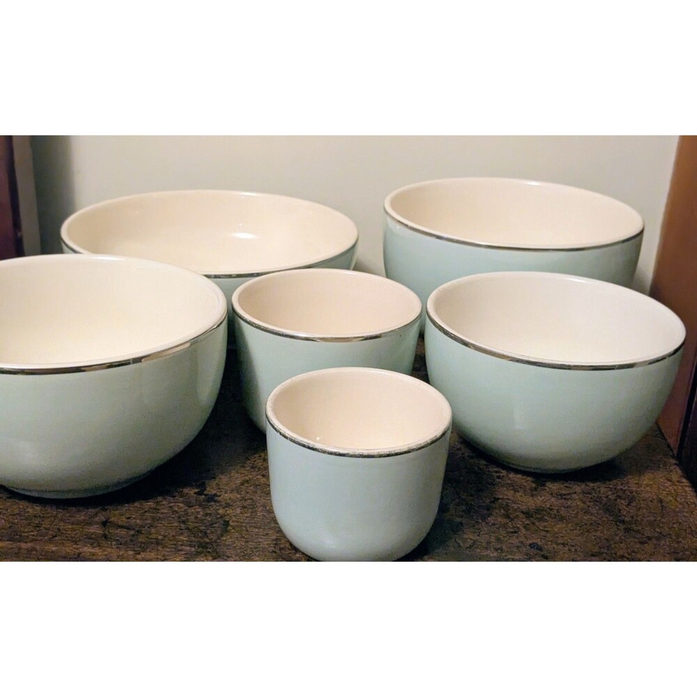 Vintage Universal Potteries Ballerina Mist Bowls Lot of 6 As-Is